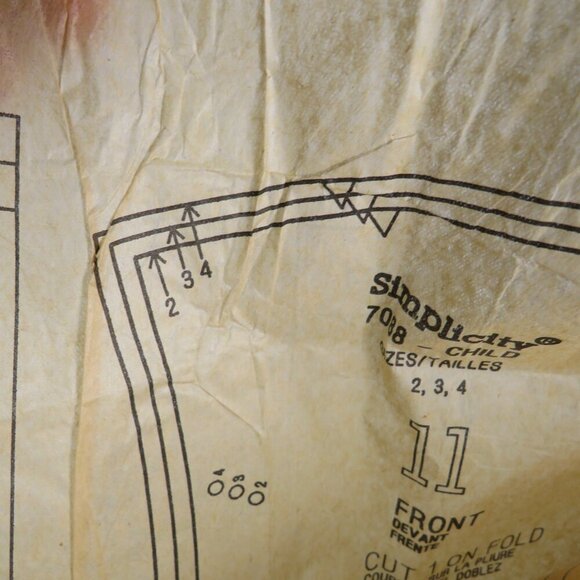 Simplicity 7088 Pattern Toddler size 2-4 UNCUT shirt, pants, overalls, shorts - Picture 8 of 10